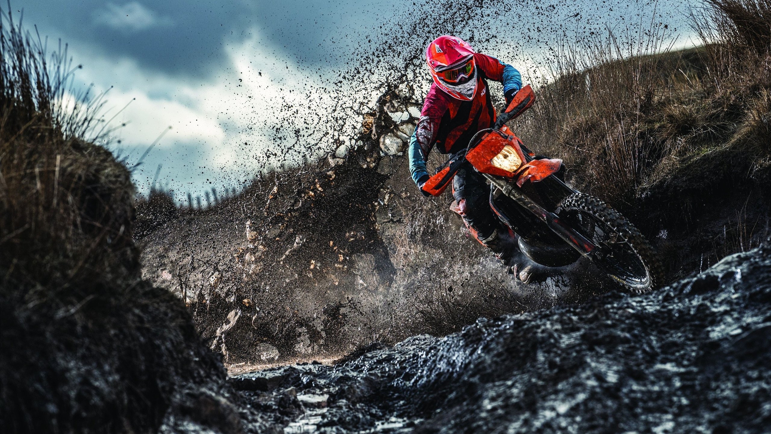 _都市雪地运动:白雪覆盖的激情盛宴_,雪地cs