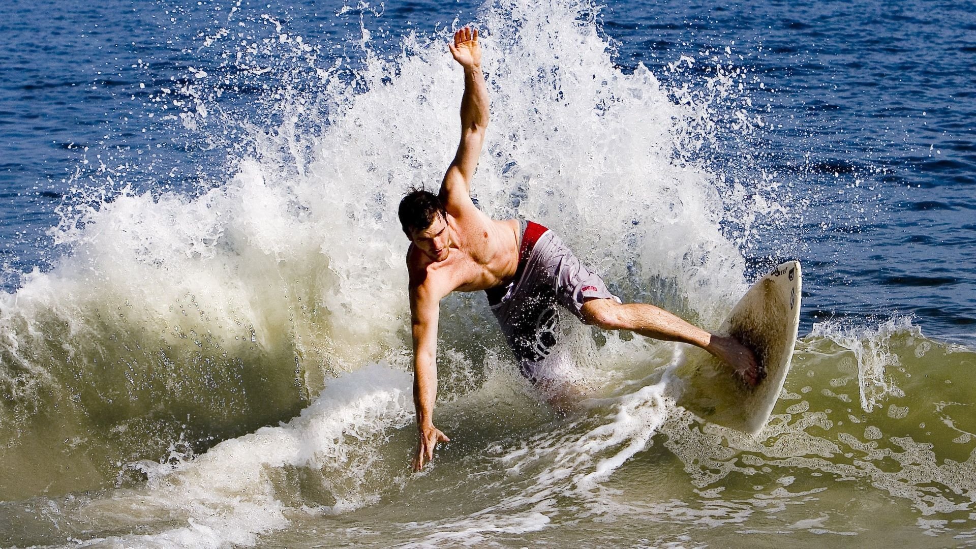 法国队小组末战崩盘，惨遭逆转，法国队coman