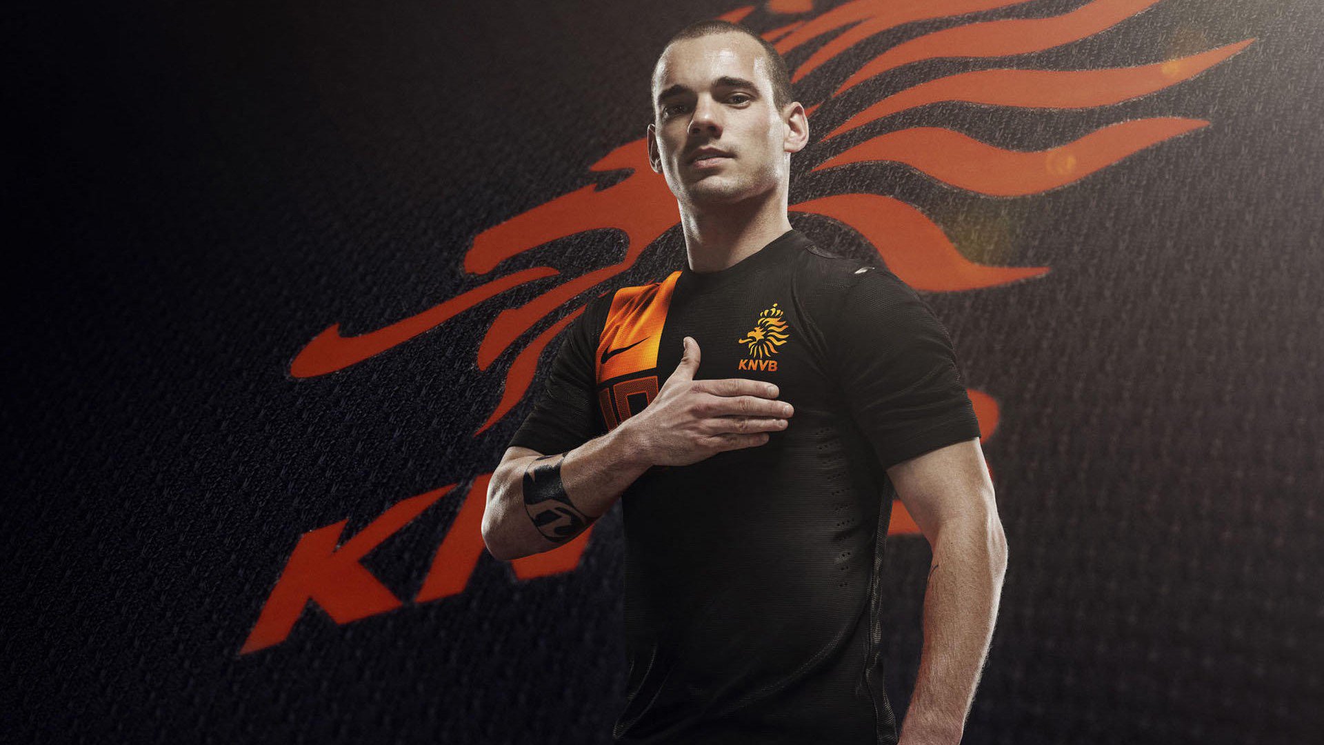 瑞士球员滑跪庆祝时滑出场外，裁判爆笑，瑞士滑雪队